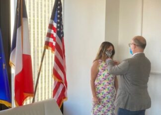 France Honors Cheryl Toman