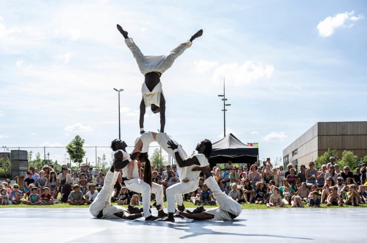Fa by Amoukanama Circus, selected for a 2023 contemporary theater grant